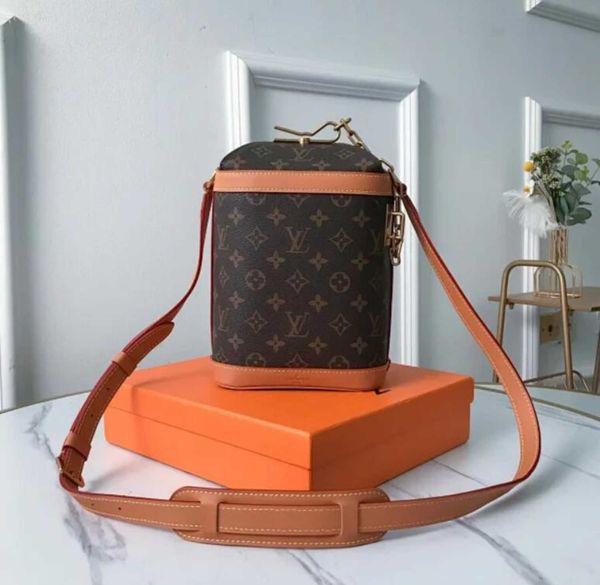 handbags 2020 summer brand handles totes designer spring and luxury female bag city iconic original shoulder bags single m44877 cross bo
handbags 2020 summer brand handles totes designer spring and luxury female bag city iconic original shoulder bags single m44877 cross bo