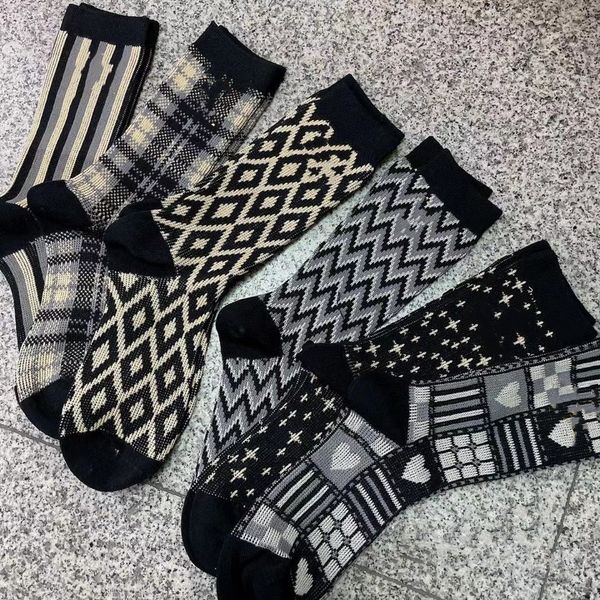 thick warm sport socks women's fashion cotton plaid brand embroidery boots long crew sock comfortable women lady, Black
thick warm sport socks women's fashion cotton plaid brand embroidery boots long crew sock comfortable women lady, Black