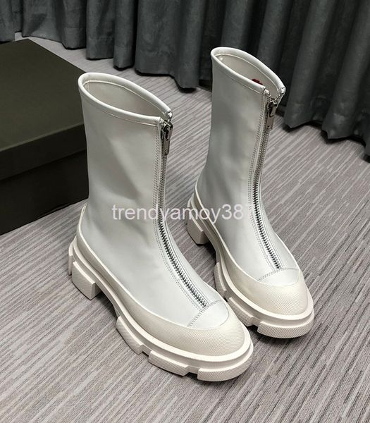 boots autumn winter women's chelsea boots are versatile, thin, cow skin, thick bottom, front zipper, martin , girls' round head, Black
boots autumn winter women's chelsea boots are versatile, thin, cow skin, thick bottom, front zipper, martin , girls' round head, Black