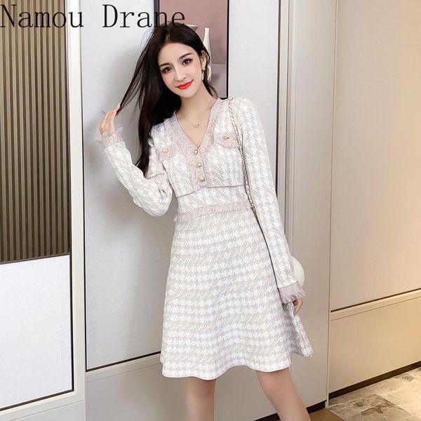 autumn winter wave autumn dress small fragrance houndstooth waist long sleeve knit dress 210522, Black;gray
autumn winter wave autumn dress small fragrance houndstooth waist long sleeve knit dress 210522, Black;gray