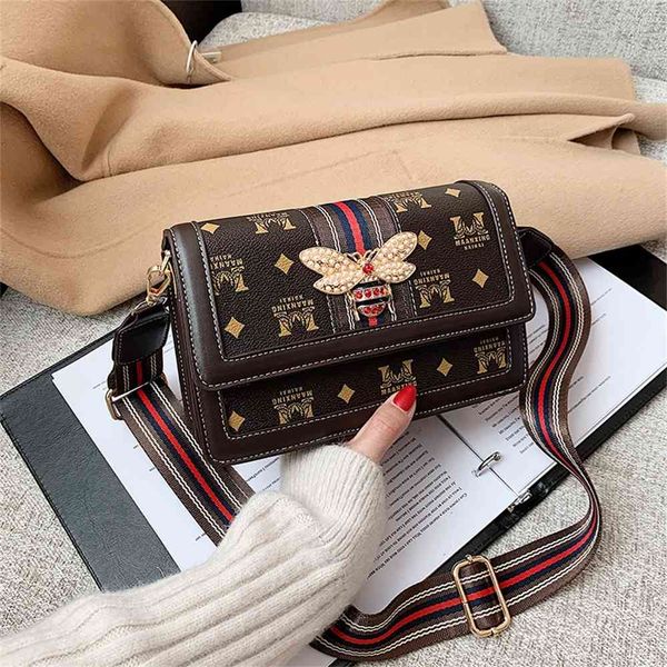 80% off outlet store ins bag female new wide shoulder strap single shoulder messenger bag red printed small square factory online sale, Black;red
80% off outlet store ins bag female new wide shoulder strap single shoulder messenger bag red printed small square factory online sale, Black;red