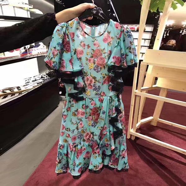 casual dresses vintage green floral print lace mini dress women 2021 spring summer petal sleeve ruffles party beach short tunic vestidos, Black;gray
casual dresses vintage green floral print lace mini dress women 2021 spring summer petal sleeve ruffles party beach short tunic vestidos, Black;gray