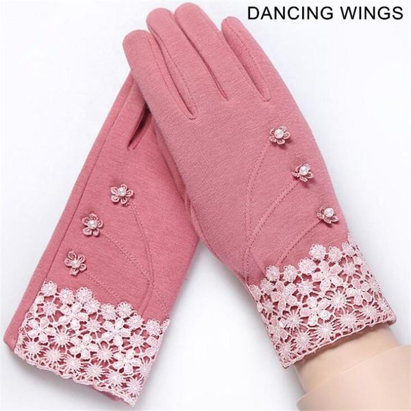 five fingers gloves 3pairs/pack women winter elegant cotton sweet beaded flowers touch screen driver' mittens, Blue;gray
five fingers gloves 3pairs/pack women winter elegant cotton sweet beaded flowers touch screen driver' mittens, Blue;gray