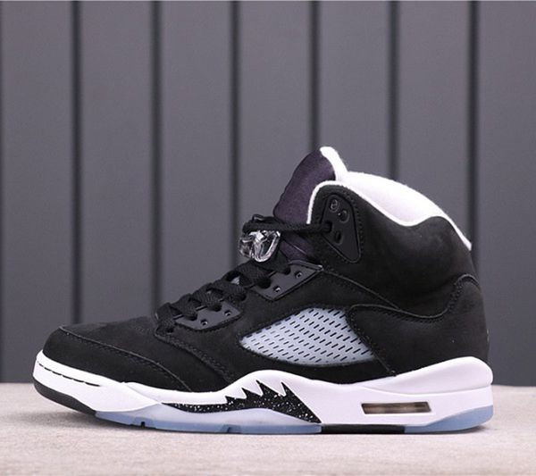 shoes jumpman 5 5s oreo black white cool grey men basketball shark teeth translucent outsole sports trainerxdpa
shoes jumpman 5 5s oreo black white cool grey men basketball shark teeth translucent outsole sports trainerxdpa