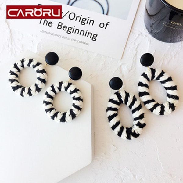 dangle & chandelier caroru 2021 korea designer autumn and winter hand-knitted hollow geometry pu ooorbellen pendientes boucle d'oreille, Silver
dangle & chandelier caroru 2021 korea designer autumn and winter hand-knitted hollow geometry pu ooorbellen pendientes boucle d'oreille, Silver
