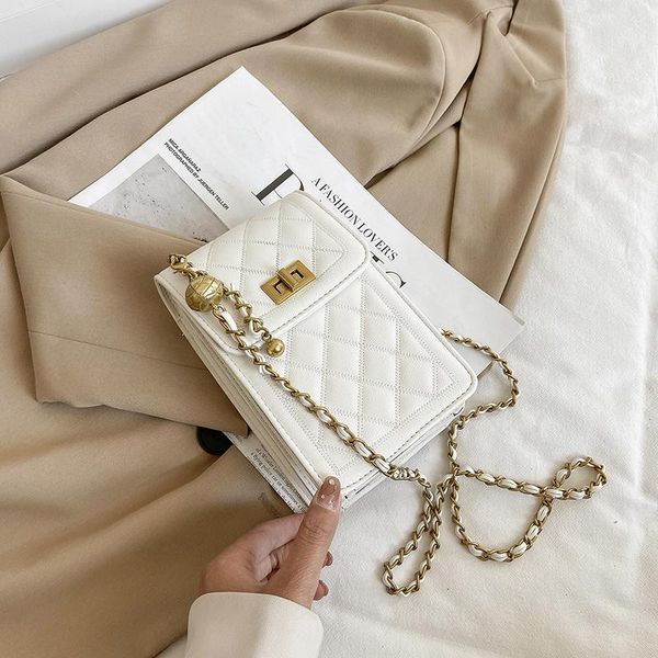 evening bags 2021 summer small bag mini female fashion mobile phone lingge chain shoulder ladies messenger
evening bags 2021 summer small bag mini female fashion mobile phone lingge chain shoulder ladies messenger