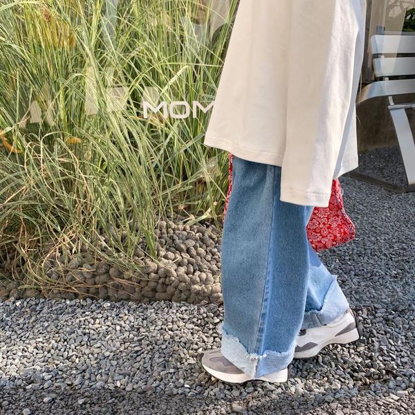 trousers 21 spring middle and small boys girls korean straight casual flanging wide leg jeans, Blue
trousers 21 spring middle and small boys girls korean straight casual flanging wide leg jeans, Blue