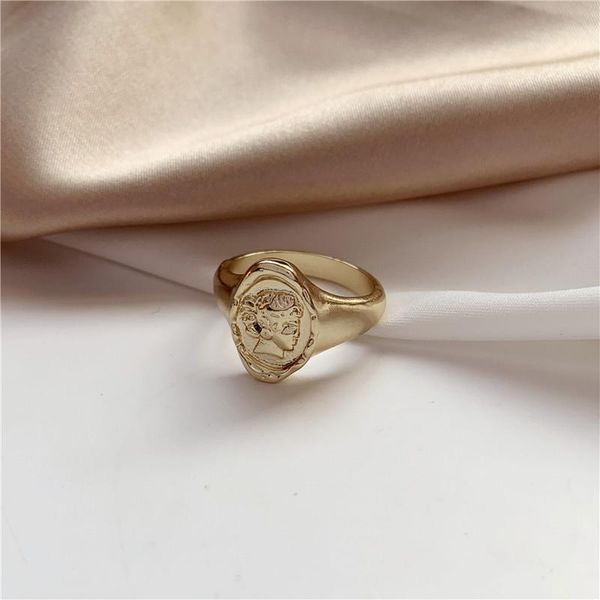 cluster rings south korea contracted fashion and personality temperament the queen's head ring female ins tide cold wind small, Golden;silver
cluster rings south korea contracted fashion and personality temperament the queen's head ring female ins tide cold wind small, Golden;silver