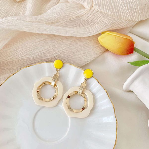 french high-level feeling hollowed out irregular acrylic women tassel exaggerated temperament earrings, Black
french high-level feeling hollowed out irregular acrylic women tassel exaggerated temperament earrings, Black