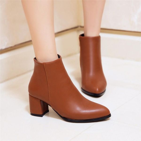 boots big size ma'am coarse heel short pure color pointed fashion boot barrel high, Black
boots big size ma'am coarse heel short pure color pointed fashion boot barrel high, Black