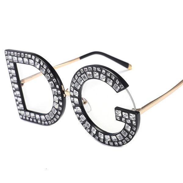 2021 summer trend letter sunglasses female oversized sun glasses women luxury brand imitation diamond metal frame eyeglasses flash shades a5, White;black
2021 summer trend letter sunglasses female oversized sun glasses women luxury brand imitation diamond metal frame eyeglasses flash shades a5, White;black