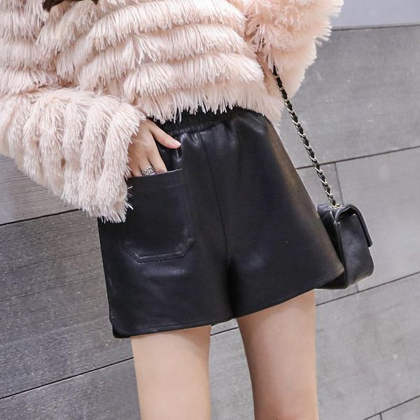 women's shorts autumn loose leather for women 2021 pocket high waist pu black booty, White;black
women's shorts autumn loose leather for women 2021 pocket high waist pu black booty, White;black