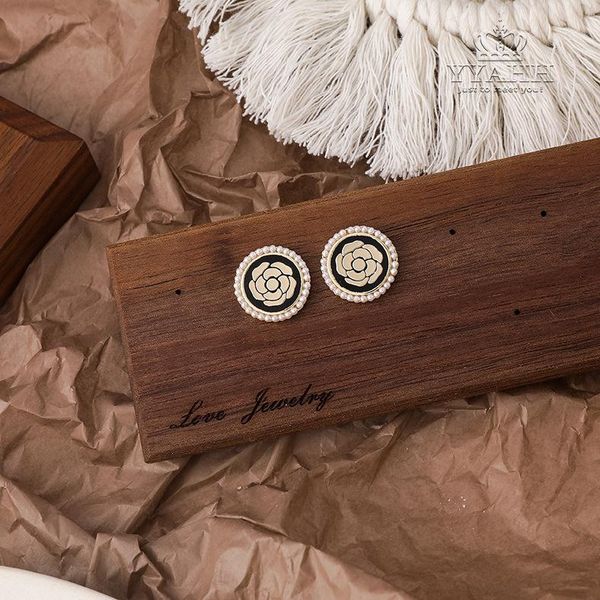 retro camellias earrings female, simple disk pearl 2021 autumn and winter fashion stud, Golden;silver
retro camellias earrings female, simple disk pearl 2021 autumn and winter fashion stud, Golden;silver