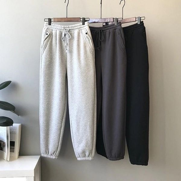 women winter pants casual loose thick warm female elastic waist trousers outwear high solid harem women's & capris, Black;white
women winter pants casual loose thick warm female elastic waist trousers outwear high solid harem women's & capris, Black;white