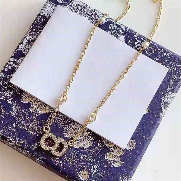 special offer 2021 luxury designer jewelry / lucky bag letter pearl necklace women's blind box fashion high version live broadcast, Silver
special offer 2021 luxury designer jewelry / lucky bag letter pearl necklace women's blind box fashion high version live broadcast, Silver