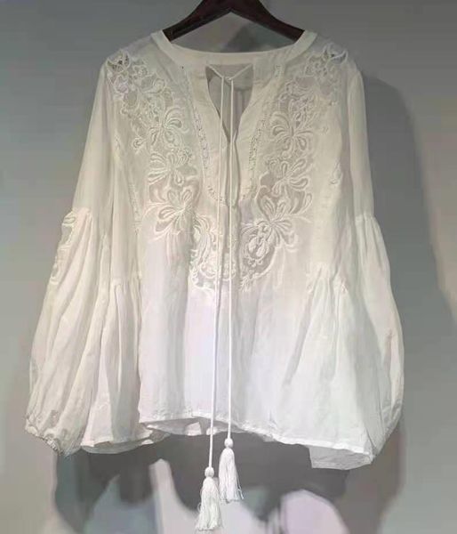 women's blouses & shirts fashion shirt 2021 autumn women luxurious embroidery lantern sleeve casual loose silk cotton, White
women's blouses & shirts fashion shirt 2021 autumn women luxurious embroidery lantern sleeve casual loose silk cotton, White
