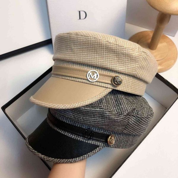 autumn plaid leather brim navy hat fashion simple beret female designer outdoor leisure cap, Black;white
autumn plaid leather brim navy hat fashion simple beret female designer outdoor leisure cap, Black;white