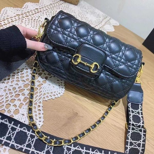 women luxurys designers bags 2021 womens handbags purses designer crossbody wallet bag louisbags_18 whole the body is matched with k-gold ha
women luxurys designers bags 2021 womens handbags purses designer crossbody wallet bag louisbags_18 whole the body is matched with k-gold ha