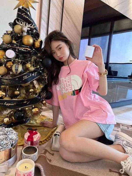 pure yuan version designer 2022 new couple fashion t-shirt printed combed cotton round neck short sleeve, White;black
pure yuan version designer 2022 new couple fashion t-shirt printed combed cotton round neck short sleeve, White;black