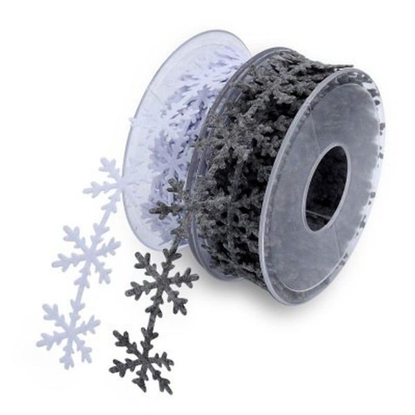 party decoration 1 roll 5m*2.5cm snow belt with embossed non-woven christmas ribbon lace
party decoration 1 roll 5m*2.5cm snow belt with embossed non-woven christmas ribbon lace