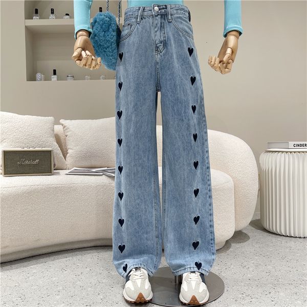 female spring niche fashion flaccid down straight pants waist high leg love design jeans embroidered, Blue
female spring niche fashion flaccid down straight pants waist high leg love design jeans embroidered, Blue