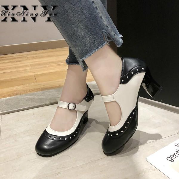 dress shoes xiuningyan women's pumps autumn round toe mary janes female square heels pu leather ladies office brogue 2021, Black
dress shoes xiuningyan women's pumps autumn round toe mary janes female square heels pu leather ladies office brogue 2021, Black