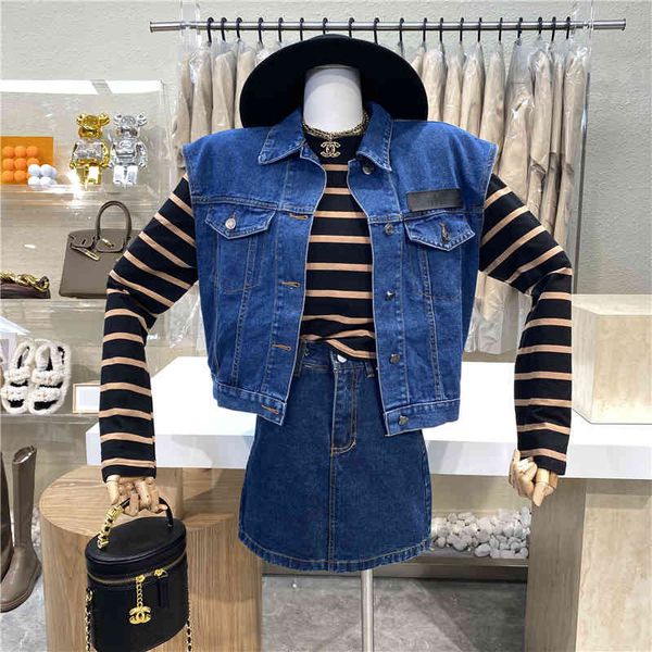 jackets shaveled niche design patched waistband breasted short versatile jacket vest, Black;brown
jackets shaveled niche design patched waistband breasted short versatile jacket vest, Black;brown