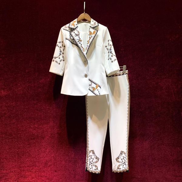 women's two piece pants european and american autumn 2021 printed coat with five-minute sleeves 7 minutes of fashion suits, White 
women's two piece pants european and american autumn 2021 printed coat with five-minute sleeves 7 minutes of fashion suits, White