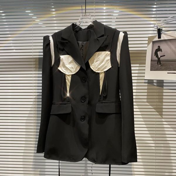 women's suits & blazers european autumn leaking chest stitching cross back contrast color ladies suit jacket women coats fashion street, White;black
women's suits & blazers european autumn leaking chest stitching cross back contrast color ladies suit jacket women coats fashion street, White;black
