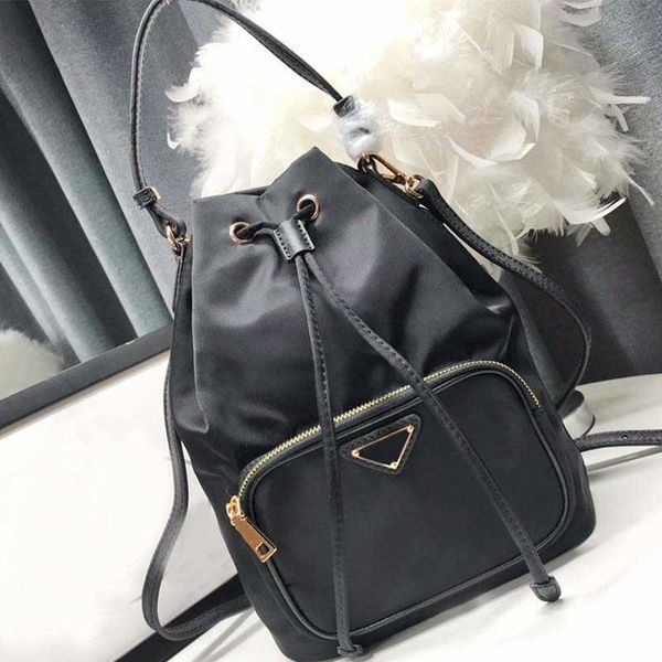 designer bags womens handbags crossbody bag backpack mini chain bucket drawstring for genuine real leather fashion shoulder classic tote la
designer bags womens handbags crossbody bag backpack mini chain bucket drawstring for genuine real leather fashion shoulder classic tote la