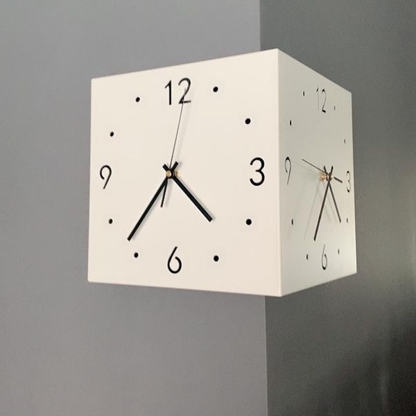 simple modern wall clock fashion art metal digital silent double-sided relogio de parede living room 50wc clocks
simple modern wall clock fashion art metal digital silent double-sided relogio de parede living room 50wc clocks