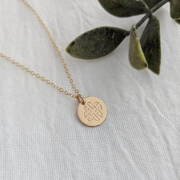 wholesale,celtic knot necklace, irish jewelry, gold celtic charm, gaelic gift for her,15mm, pendant necklaces, Silver
wholesale,celtic knot necklace, irish jewelry, gold celtic charm, gaelic gift for her,15mm, pendant necklaces, Silver