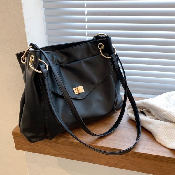 evening bags european and american ladies casual large-capacity 2021 female autumn retro shoulder bag commuter tote
evening bags european and american ladies casual large-capacity 2021 female autumn retro shoulder bag commuter tote