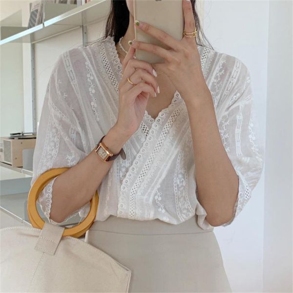 women's blouses & shirts alien kitty summer hollow out v-neck white 2021 casual chic chiffon ol girl lace all match fashion women
women's blouses & shirts alien kitty summer hollow out v-neck white 2021 casual chic chiffon ol girl lace all match fashion women