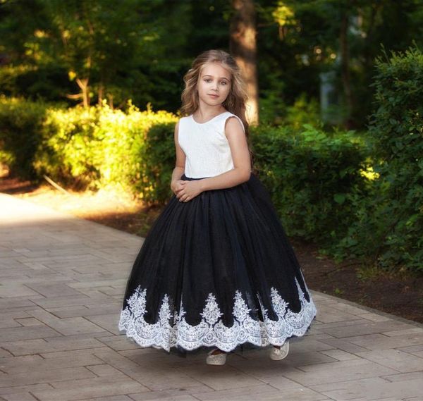 girl's dresses stunning a-line flower girl dress puffy tulle applique lace o neck sleeveless princess birthday party pageant gowns, Red;yellow
girl's dresses stunning a-line flower girl dress puffy tulle applique lace o neck sleeveless princess birthday party pageant gowns, Red;yellow