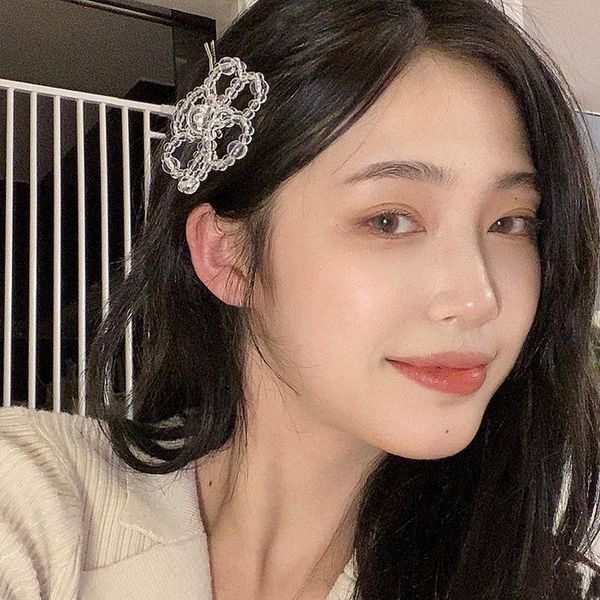 hair accessories transparent crystal hollowed out flower girl side clip temperament sen fairy simple and versatile, Slivery;white
hair accessories transparent crystal hollowed out flower girl side clip temperament sen fairy simple and versatile, Slivery;white