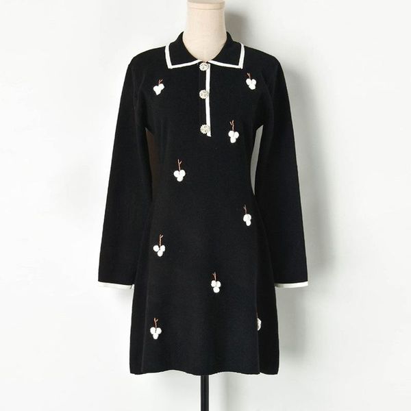 casual dresses elegant sweater dress 2021 autumn handmade 3d hair ball turn-down collar black women pearl single-breasted knitted, Black;gray
casual dresses elegant sweater dress 2021 autumn handmade 3d hair ball turn-down collar black women pearl single-breasted knitted, Black;gray