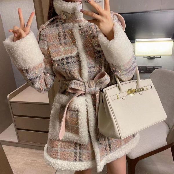 women's wool & blends 2021 winter lamb patchwork woolen coat middle long small fragrance waist sequin fashion, Black
women's wool & blends 2021 winter lamb patchwork woolen coat middle long small fragrance waist sequin fashion, Black