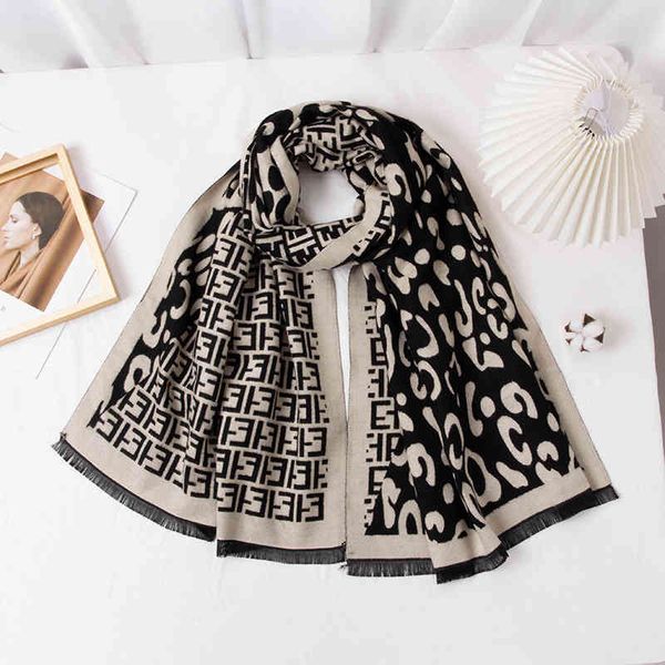 the new design korean temperament double-sided scarf women's air-conditioning room leopard cape shawl autumn and winter bib long style, Blue;gray
the new design korean temperament double-sided scarf women's air-conditioning room leopard cape shawl autumn and winter bib long style, Blue;gray
