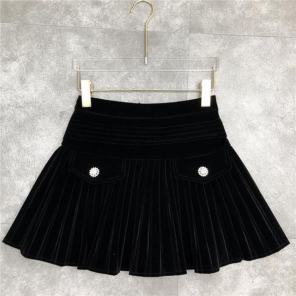high waist slimmer velvet a-line pleated gold black half skirt women 1125 skirts 
high waist slimmer velvet a-line pleated gold black half skirt women 1125 skirts