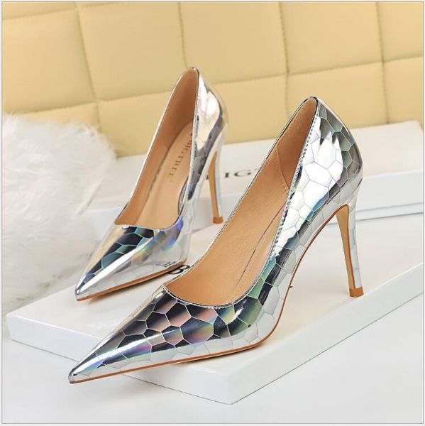 dress shoes european and american nightclub ladies high heels stiletto shallow mouth pointed metal stone pattern single shoe, Black
dress shoes european and american nightclub ladies high heels stiletto shallow mouth pointed metal stone pattern single shoe, Black