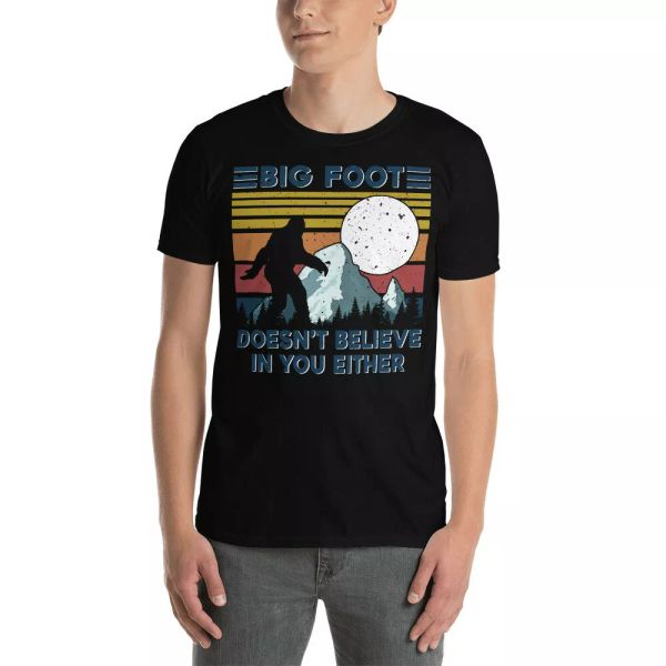 vintage retro bigfoot doesn't believe in you either cool bigfoot lover t-shirt, White;black
vintage retro bigfoot doesn't believe in you either cool bigfoot lover t-shirt, White;black