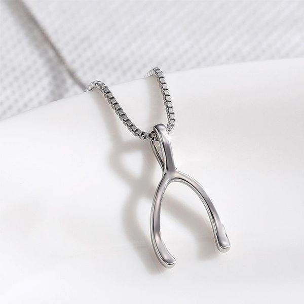 pendant necklaces fashion bone shaped necklace for women elegant silver color box chain female wedding party jewelry accessories
pendant necklaces fashion bone shaped necklace for women elegant silver color box chain female wedding party jewelry accessories