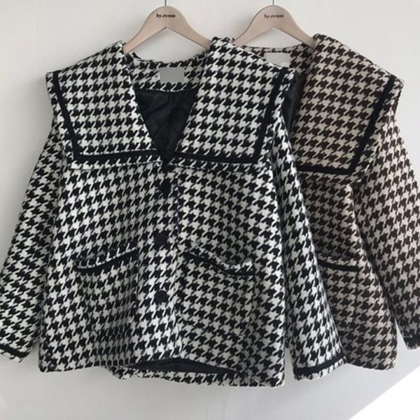 women's wool & blends houndstooth woolen coat female autumn and winter 2021 korea ins black white contrast navy collar plaid short
women's wool & blends houndstooth woolen coat female autumn and winter 2021 korea ins black white contrast navy collar plaid short