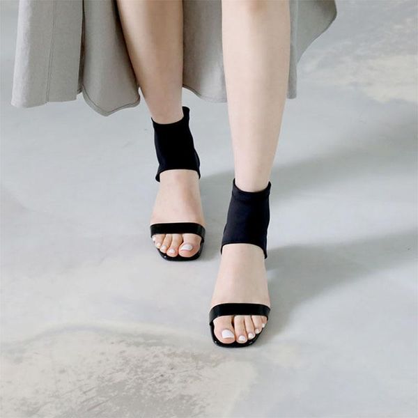 dress shoes spring buckle high heels round head thick documentary frosted women's with shallow, Black
dress shoes spring buckle high heels round head thick documentary frosted women's with shallow, Black
