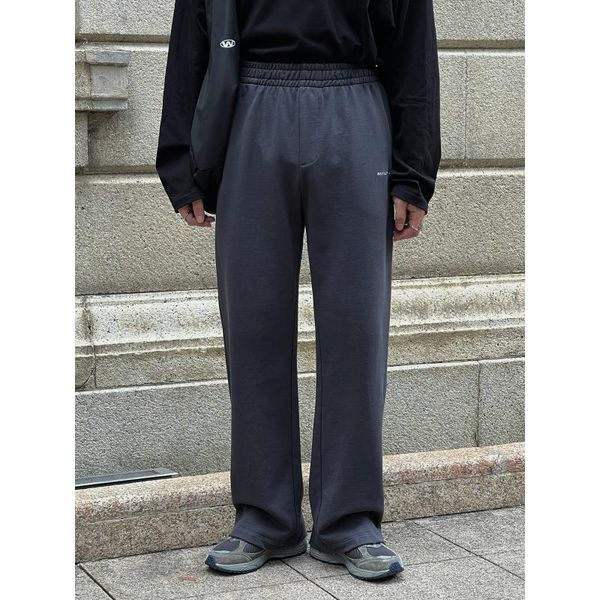 men's pants spring and autumn classic retro worn out old sports sweatpants all-match loose straight-leg casual, Black
men's pants spring and autumn classic retro worn out old sports sweatpants all-match loose straight-leg casual, Black