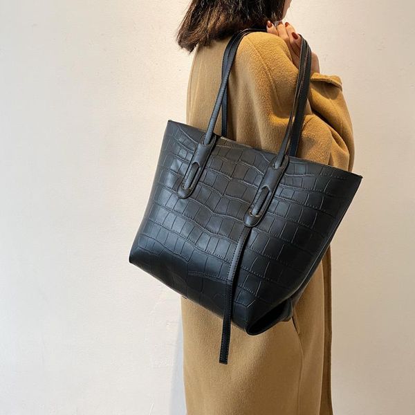 evening bags 2021 large women's bag capacity shoulder pu leather ladies wild sac a main
evening bags 2021 large women's bag capacity shoulder pu leather ladies wild sac a main