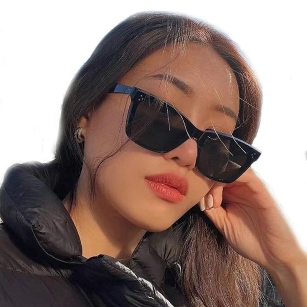 outdoor eyewear fashion vintage sunglasses women brand designer retro rectangle sun glasses female ins colorful square
outdoor eyewear fashion vintage sunglasses women brand designer retro rectangle sun glasses female ins colorful square