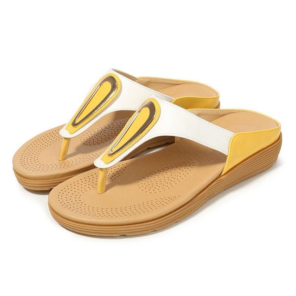 slippers shoes woman 2021 ladies flip flops rivet lady multicolored sandals flat hawaiian girl scandals mixed colors metal, Black
slippers shoes woman 2021 ladies flip flops rivet lady multicolored sandals flat hawaiian girl scandals mixed colors metal, Black