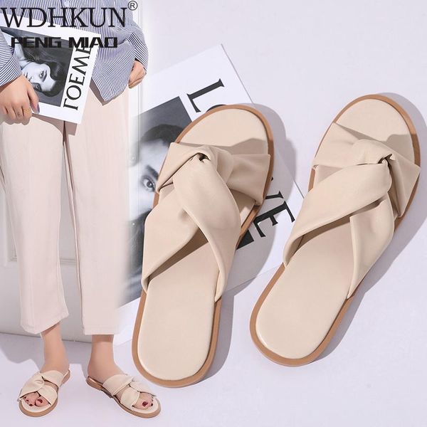 summer students cross word cool slippers outside outer wear flat fashion female dragged beach, Black
summer students cross word cool slippers outside outer wear flat fashion female dragged beach, Black